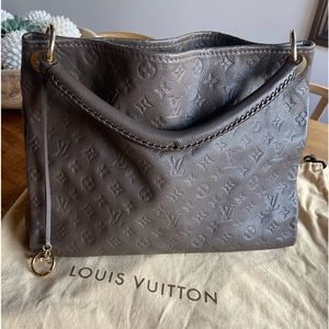 Authentic Louis Vuitton Artsy MM Embossed Tote